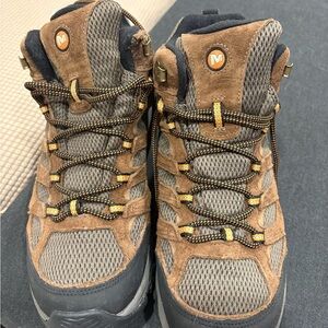Merrell Men's Brown and Black Hiking Boots